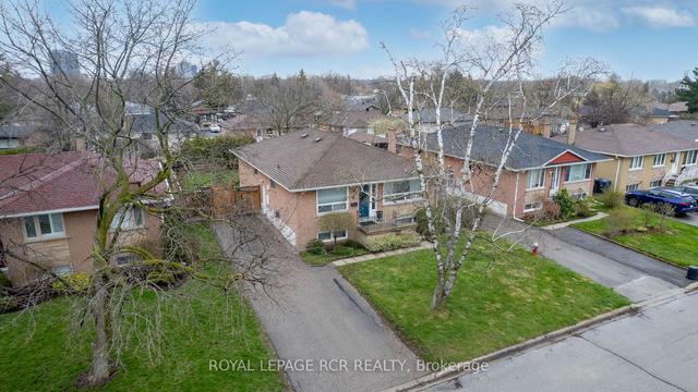6 Ridgetop Ave, House detached with 3 bedrooms, 3 bathrooms and 4 parking in Brampton ON | Image 35