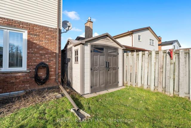 7416 Woodgate St, House detached with 3 bedrooms, 3 bathrooms and 6 parking in Niagara Falls ON | Image 26