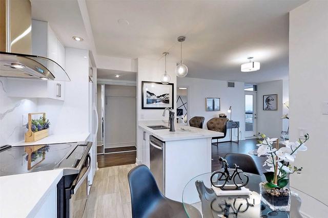 1727 - 15 Northtown Way, Condo with 2 bedrooms, 2 bathrooms and 1 parking in Toronto ON | Image 40