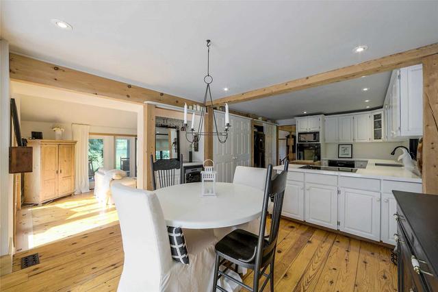 15391 Mount Hope Rd, House detached with 4 bedrooms, 3 bathrooms and 8 parking in Caledon ON | Image 5