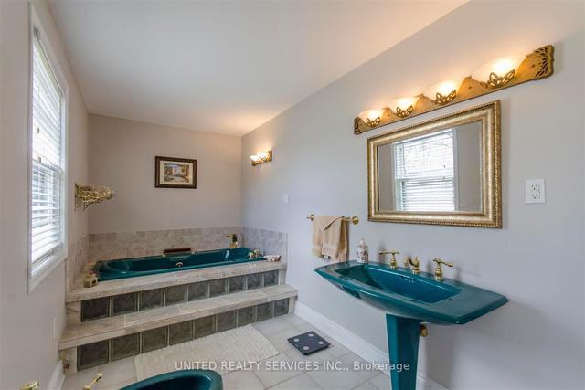 9 - 1777 Highbury Ave N, Condo with 4 bedrooms, 3 bathrooms and 6 parking in London ON | Image 26