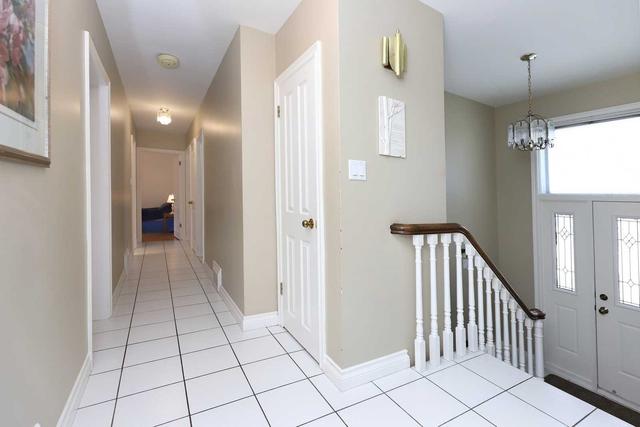 1 Stella St, House detached with 3 bedrooms, 2 bathrooms and 3.5 parking in Toronto ON | Image 4