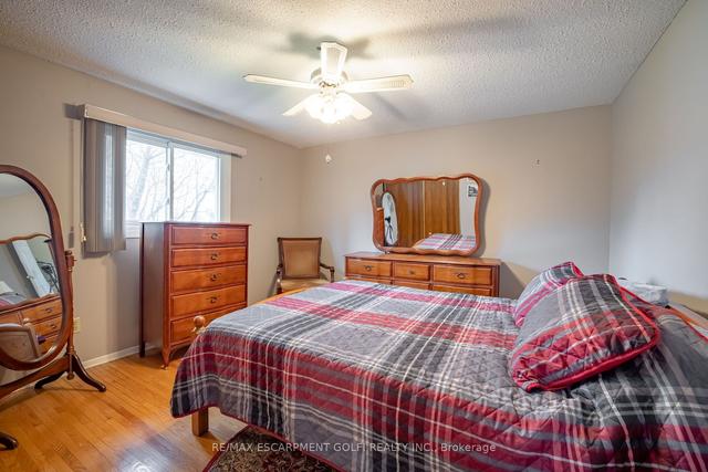40 Townline Rd W, House semidetached with 3 bedrooms, 2 bathrooms and 4 parking in St. Catharines ON | Image 5