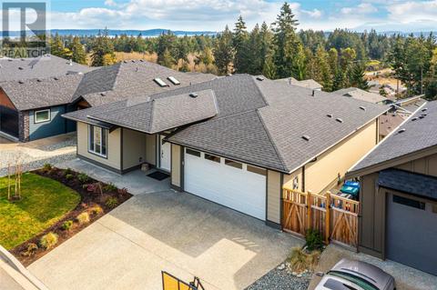 191 Golden Oaks Cres, House detached with 6 bedrooms, 4 bathrooms and 4 parking in Nanaimo BC | Card Image