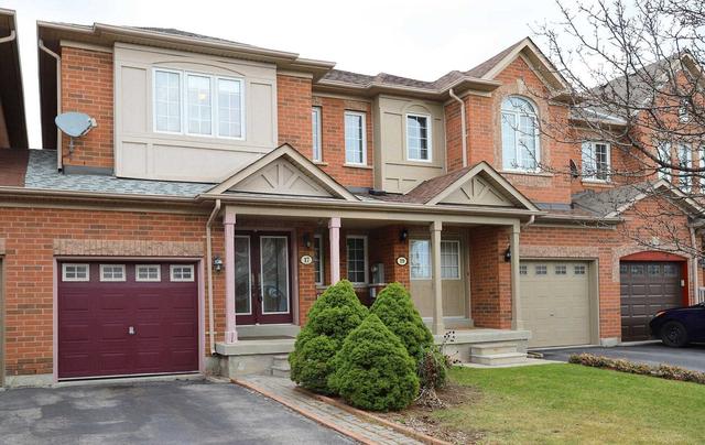 17 Lander Cres, House attached with 3 bedrooms, 4 bathrooms and 3 parking in Vaughan ON | Image 1
