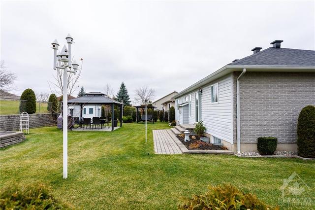 301 Tait Mckenzie Street, House detached with 2 bedrooms, 2 bathrooms and 5 parking in Mississippi Mills ON | Image 25