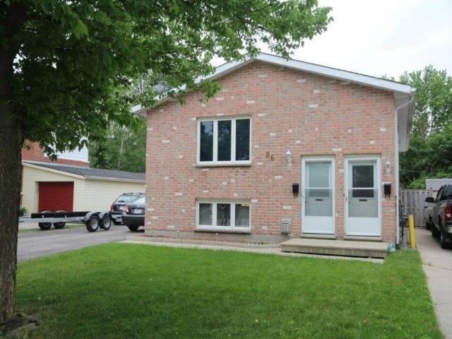 86 Home St, House detached with 3 bedrooms, 2 bathrooms and 10 parking in Stratford ON | Image 2