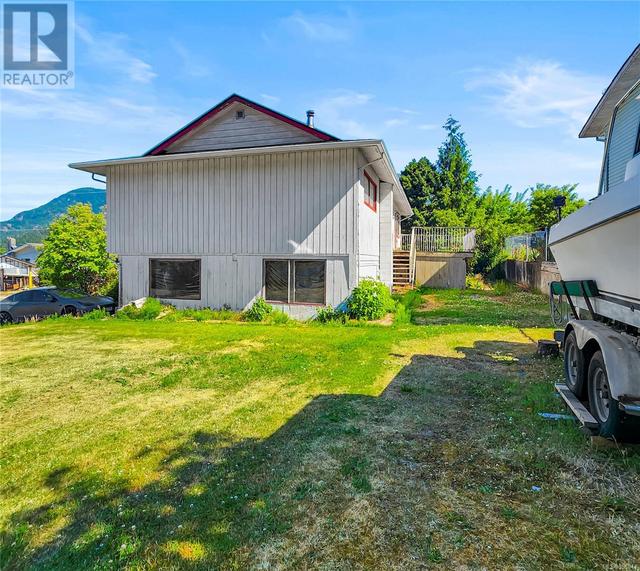 120 Seaview St, House detached with 3 bedrooms, 2 bathrooms and 4 parking in Sayward BC | Image 45