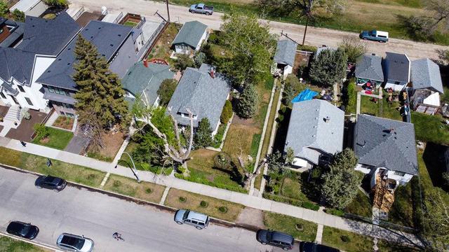 1214 8 Avenue Se, House detached with 2 bedrooms, 1 bathrooms and 1 parking in Calgary AB | Card Image