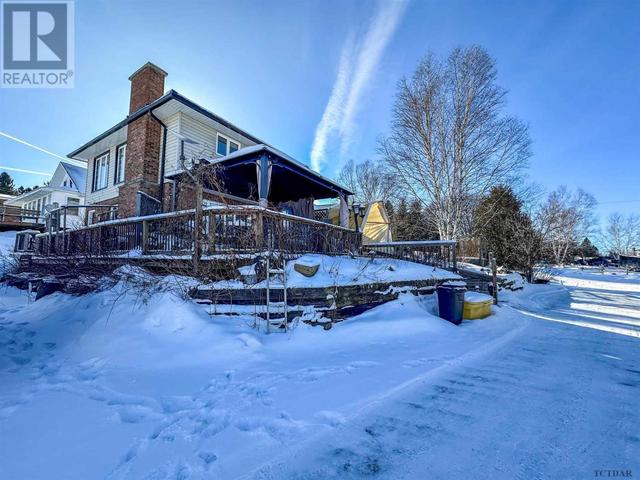 456 Second Ave, House detached with 2 bedrooms, 2 bathrooms and null parking in Black River Matheson ON | Image 2