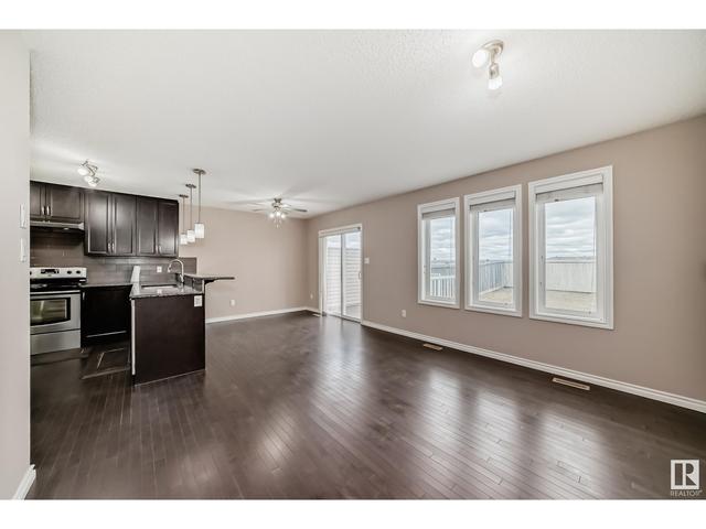 1794 28 Street Nw Nw, House semidetached with 4 bedrooms, 3 bathrooms and null parking in Edmonton AB | Image 7