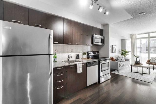 604 - 38 Joe Shuster Way, Condo with 2 bedrooms, 2 bathrooms and 1 parking in Toronto ON | Image 32