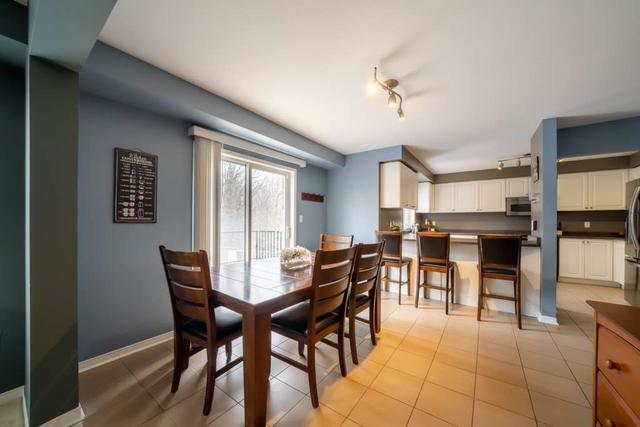 1222 Fox Cres, House detached with 4 bedrooms, 3 bathrooms and 4 parking in Milton ON | Image 4