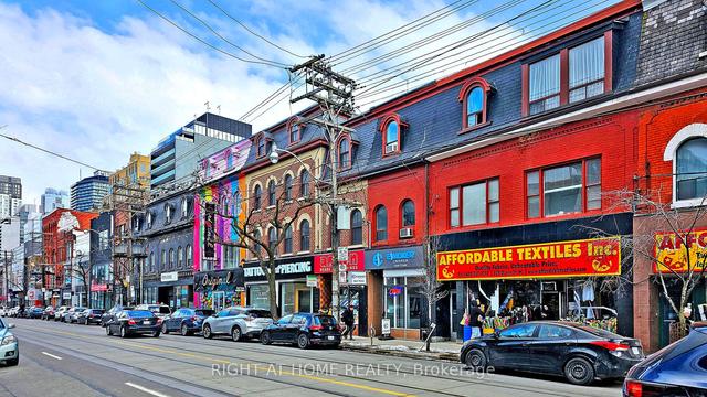 410 - 2 Augusta Ave, Condo with 1 bedrooms, 2 bathrooms and 0 parking in Toronto ON | Image 33