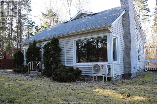 34 Chandler Shore Rd, House detached with 3 bedrooms, 2 bathrooms and null parking in Shediac P NB | Image 2