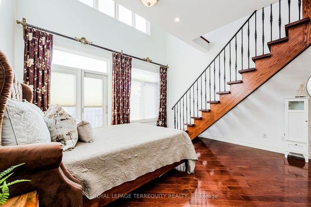 329 Lippincott St, House detached with 4 bedrooms, 4 bathrooms and 2 parking in Toronto ON | Image 14