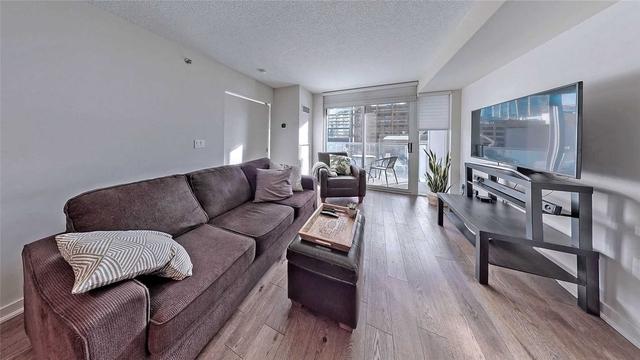 403 - 21 Nelson St, Condo with 2 bedrooms, 2 bathrooms and 1 parking in Toronto ON | Image 1