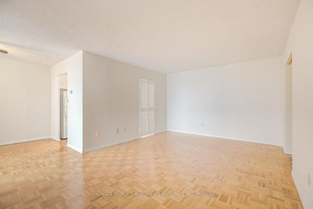 1414 - 60 Pavane Linkway Rd, Condo with 3 bedrooms, 2 bathrooms and 1 parking in Toronto ON | Image 16
