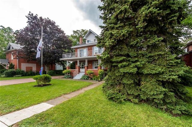 52 King Street E, House detached with 5 bedrooms, 1 bathrooms and 3 parking in Haldimand County ON | Image 4