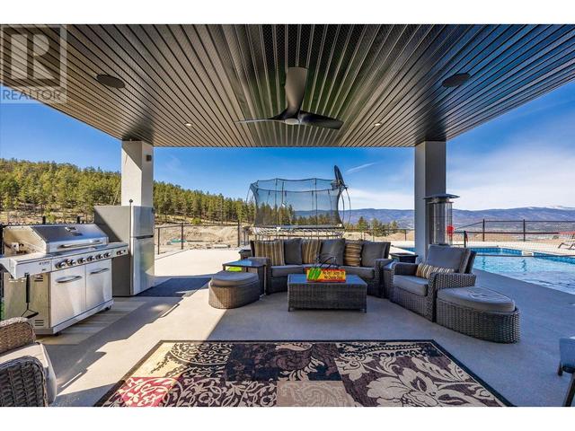 746 Carnoustie Drive, House detached with 4 bedrooms, 2 bathrooms and 7 parking in Kelowna BC | Image 41