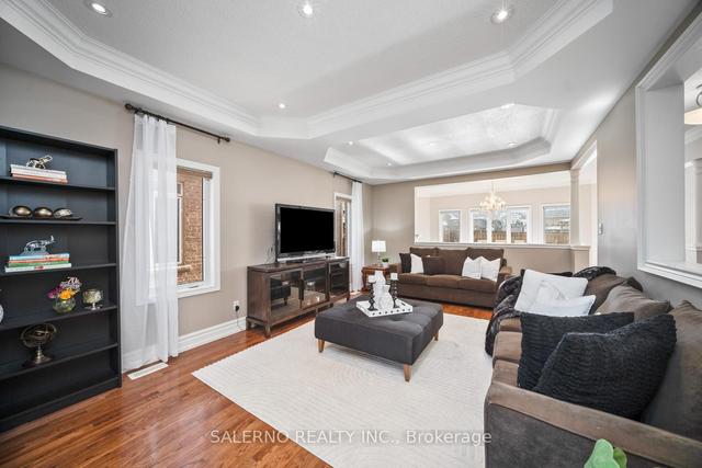 244 Kingsview Dr, House detached with 4 bedrooms, 4 bathrooms and 6 parking in Vaughan ON | Image 38