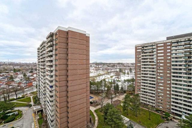 1509 - 260 Scarlett Rd, Condo with 2 bedrooms, 1 bathrooms and 1 parking in Toronto ON | Image 15