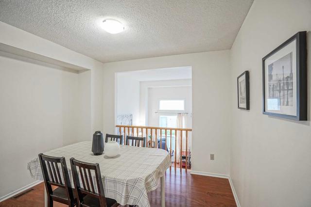 29 Kimbercroft Crt, House detached with 3 bedrooms, 3 bathrooms and 3 parking in Toronto ON | Image 12