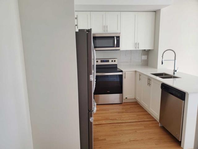 18 - 715 Lawrence Ave W, Townhouse with 2 bedrooms, 2 bathrooms and 1 parking in Toronto ON | Image 28