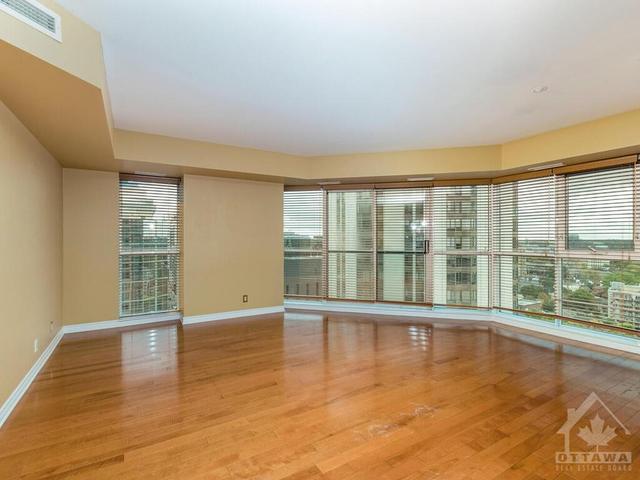 2001 - 445 Laurier Avenue W, Condo with 2 bedrooms, 2 bathrooms and null parking in Ottawa ON | Image 8