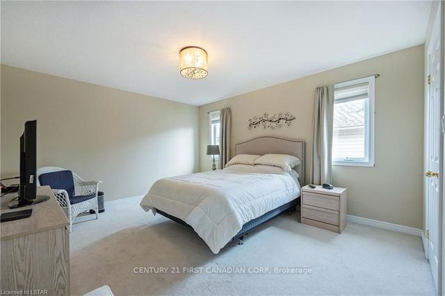 1184 Thornley Ave, House detached with 4 bedrooms, 4 bathrooms and 6 parking in London ON | Image 14