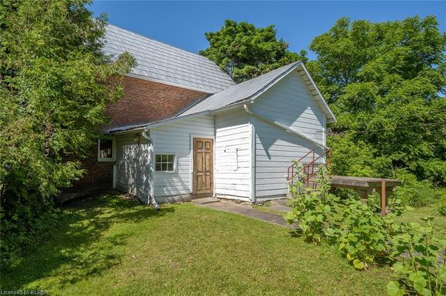 21 Francis Street, House detached with 5 bedrooms, 2 bathrooms and 2 parking in Kawartha Lakes ON | Image 38