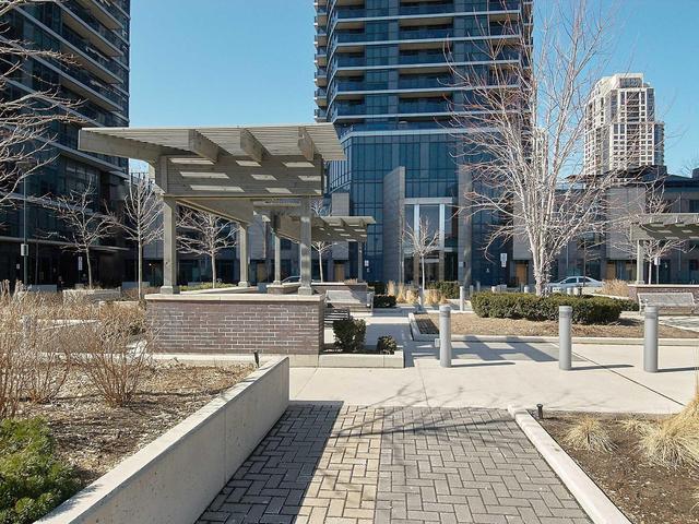 904 - 5 Valhalla Inn Rd, Condo with 2 bedrooms, 2 bathrooms and 1 parking in Toronto ON | Image 2