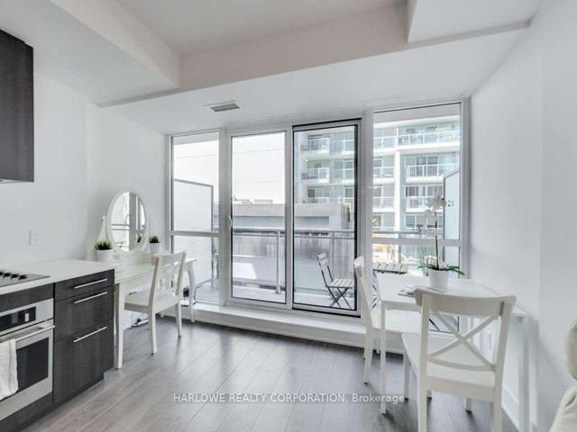 407 - 508 Wellington St W, Condo with 1 bedrooms, 1 bathrooms and 0 parking in Toronto ON | Image 3