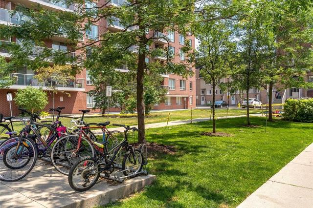 233 - 21 Ruttan St, Townhouse with 3 bedrooms, 2 bathrooms and 1 parking in Toronto ON | Image 24