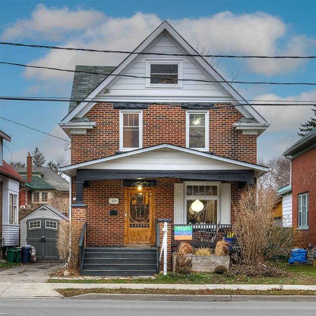 234 Weber St E, House detached with 3 bedrooms, 2 bathrooms and 2 parking in Kitchener ON | Card Image