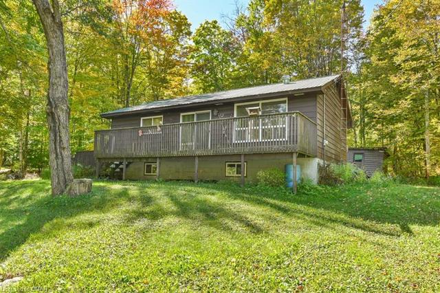 948 Skootamatta Lake Road, House detached with 3 bedrooms, 1 bathrooms and 6 parking in North Frontenac ON | Image 9