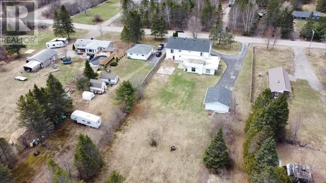 1110 Old Goulais Bay Rd, House detached with 7 bedrooms, 4 bathrooms and null parking in Sault Ste. Marie ON | Image 6