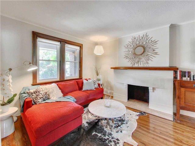 855 Windermere Ave, House semidetached with 3 bedrooms, 2 bathrooms and 1 parking in Toronto ON | Image 4