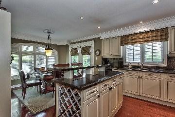2009 Highridge Crt, House detached with 4 bedrooms, 4 bathrooms and 2 parking in Oakville ON | Image 5
