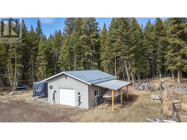 4939 Timothy Lake Road, House detached with 3 bedrooms, 2 bathrooms and null parking in Cariboo G BC | Image 4