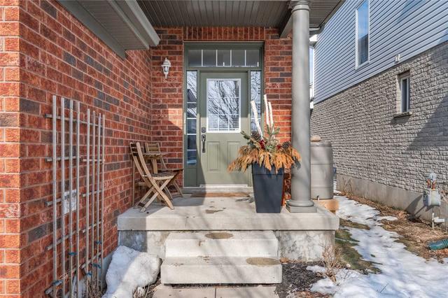 86 Mcarthur Dr, Condo with 3 bedrooms, 4 bathrooms and 4 parking in Guelph ON | Image 23