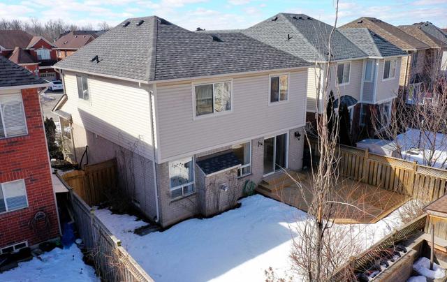 1027 Ferguson Dr, House detached with 3 bedrooms, 4 bathrooms and 2 parking in Milton ON | Image 28