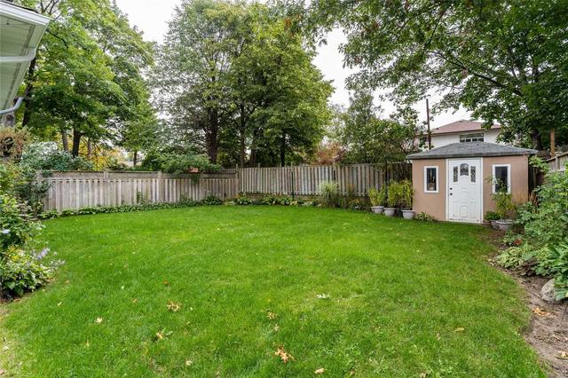 22 Brantley Cres, House detached with 3 bedrooms, 2 bathrooms and 6 parking in Toronto ON | Image 8