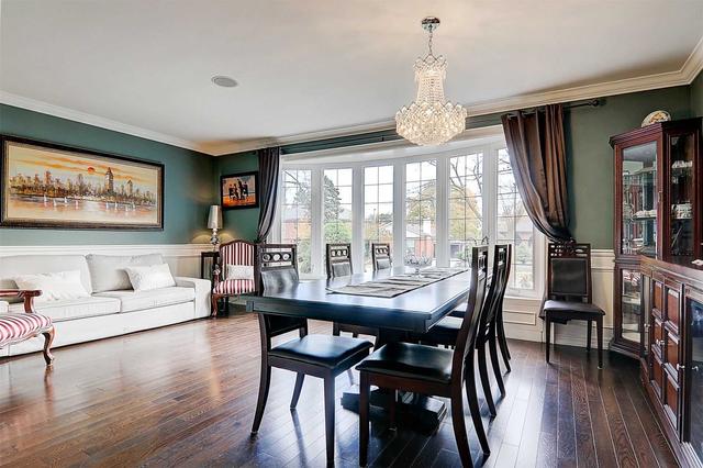 4218 Bloor St W, House detached with 3 bedrooms, 2 bathrooms and 4 parking in Toronto ON | Image 27