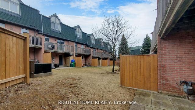 19 - 2955 Thomas St, Townhouse with 3 bedrooms, 3 bathrooms and 2 parking in Mississauga ON | Image 25