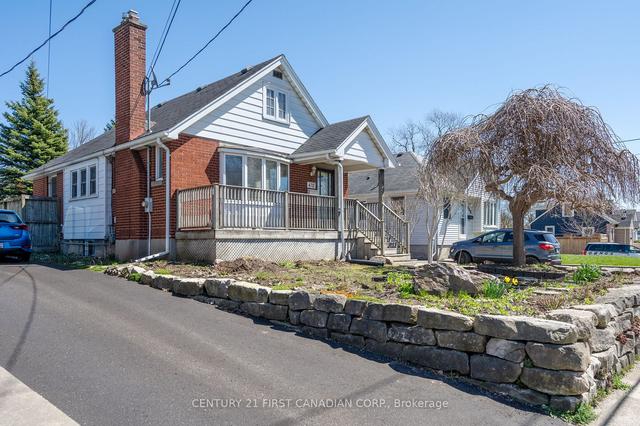 470 Ashland Ave, House detached with 2 bedrooms, 2 bathrooms and 4 parking in London ON | Image 12