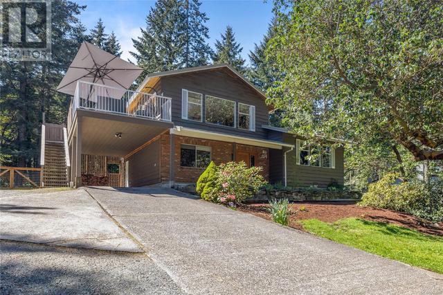 154 Castle Cross Rd, House detached with 3 bedrooms, 2 bathrooms and 3 parking in Saltspring Island BC | Image 1