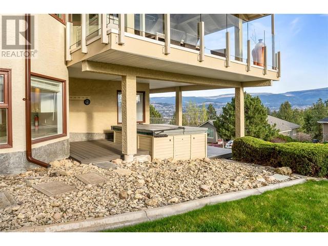 2279 Selkirk Drive, House detached with 3 bedrooms, 3 bathrooms and 2 parking in Kelowna BC | Image 51