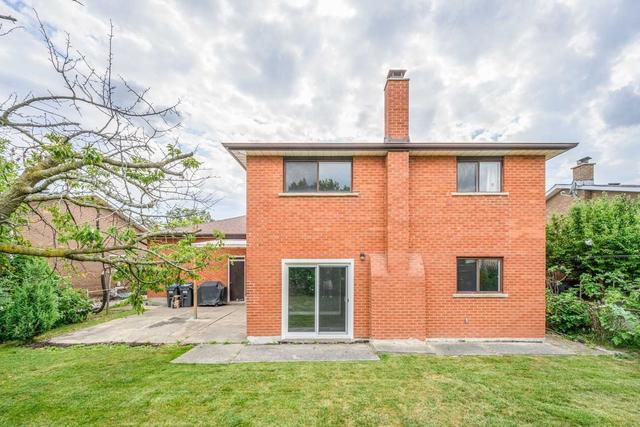 3407 Cedar Creek Dr, House detached with 1 bedrooms, 1 bathrooms and 2 parking in Mississauga ON | Image 2