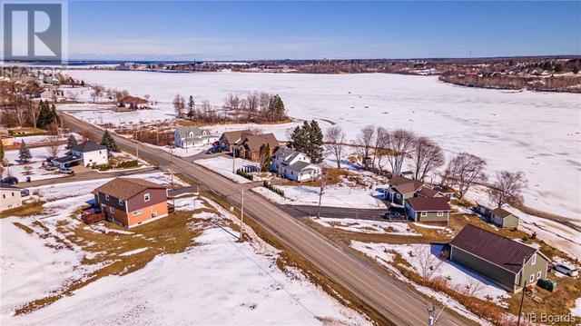 1635 Riverside Drive, House detached with 4 bedrooms, 2 bathrooms and null parking in Bathurst NB | Image 7